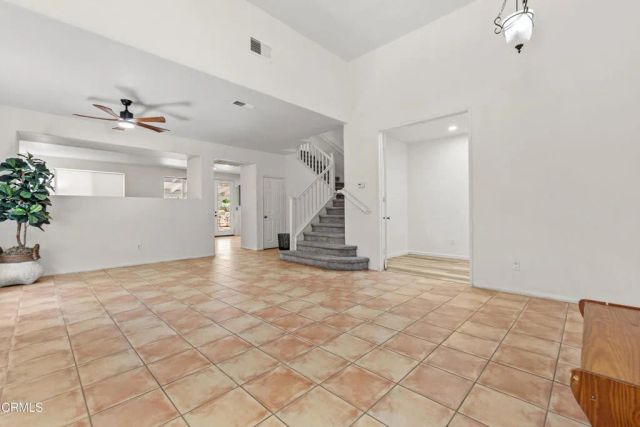 38519 37th Street East, Palmdale, CA 93550