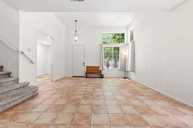 38519 37th Street East, Palmdale, CA 93550