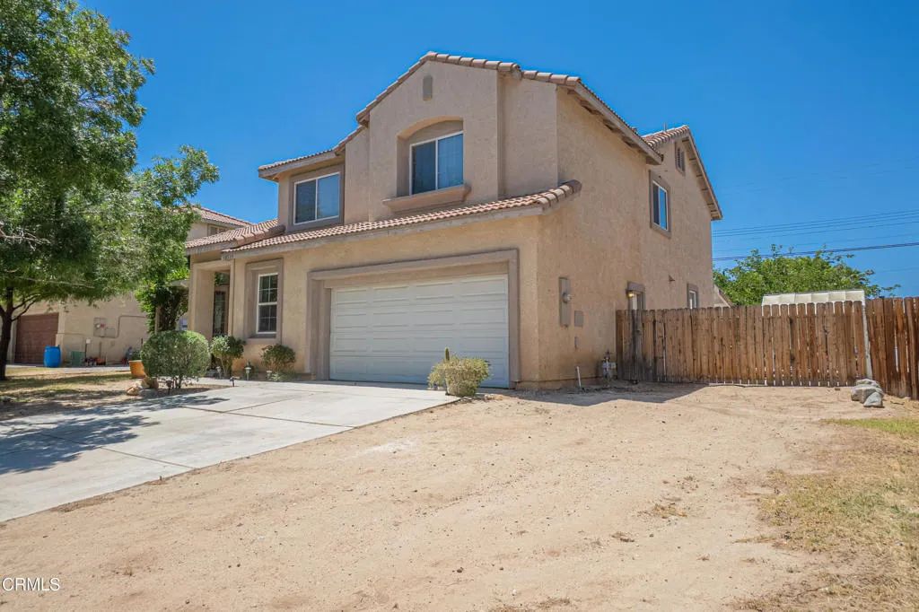 38519 37th Street East, Palmdale, CA 93550