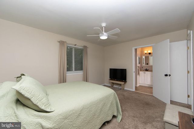 1205 IRIS AVE, Williamstown, NJ 08094