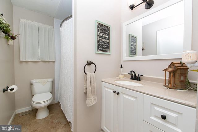 1205 IRIS AVE, Williamstown, NJ 08094