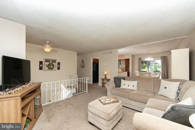 1205 IRIS AVE, Williamstown, NJ 08094