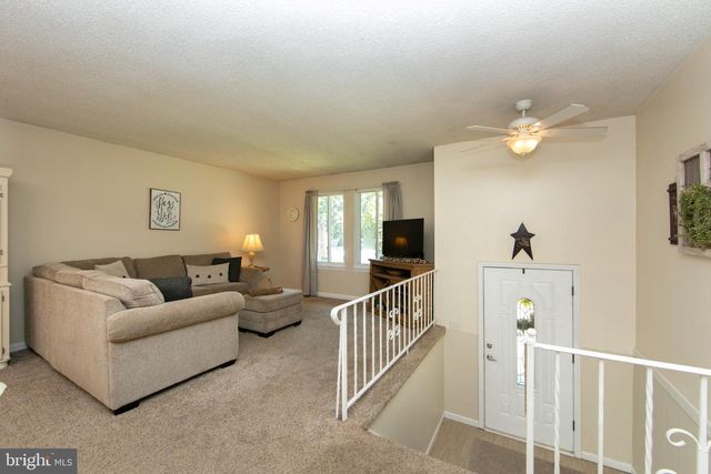 1205 IRIS AVE, Williamstown, NJ 08094