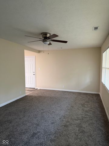 18 Sayre Drive, Greenwood, IN 46143