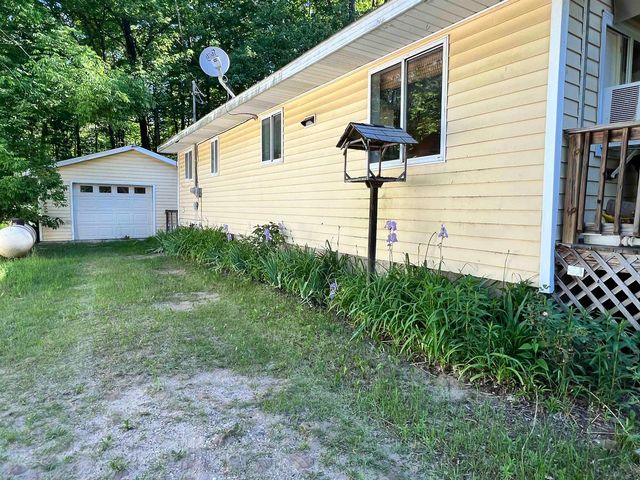 5154 Fairview Drive, Harrison, MI 48625