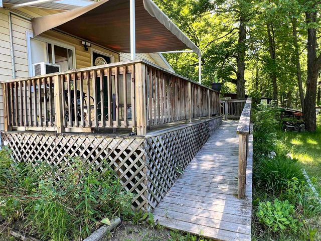 5154 Fairview Drive, Harrison, MI 48625