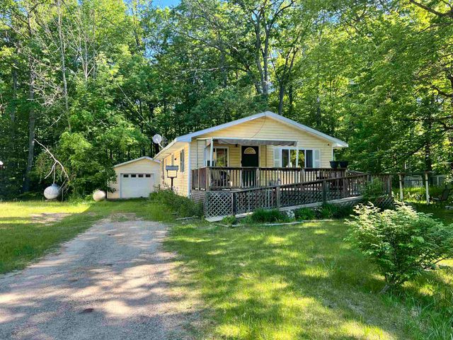 5154 Fairview Drive, Harrison, MI 48625