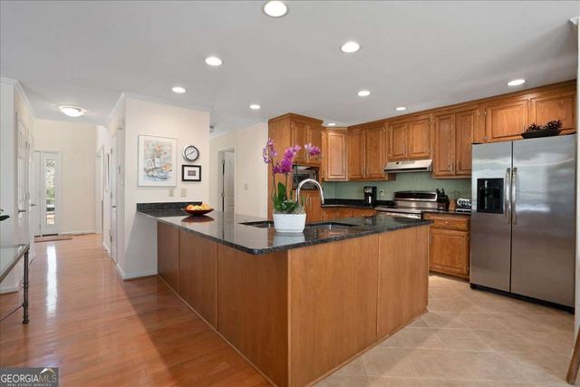 125 Emerald Drive, Athens, GA 30605