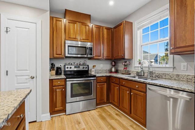 623 Ives Court, Chapel Hill, NC 27514