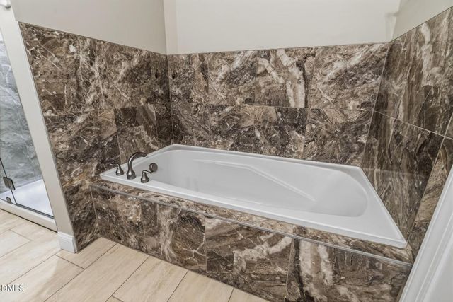 623 Ives Court, Chapel Hill, NC 27514