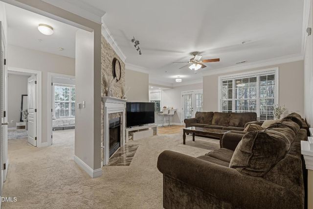 623 Ives Court, Chapel Hill, NC 27514