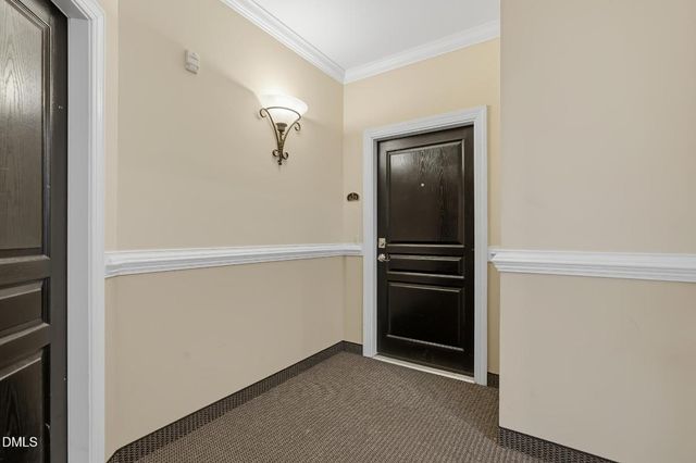 623 Ives Court, Chapel Hill, NC 27514