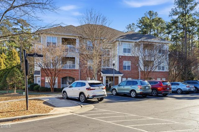 623 Ives Court, Chapel Hill, NC 27514