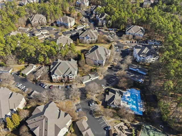 623 Ives Court, Chapel Hill, NC 27514