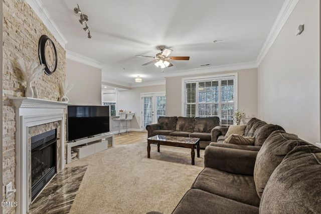 623 Ives Court, Chapel Hill, NC 27514