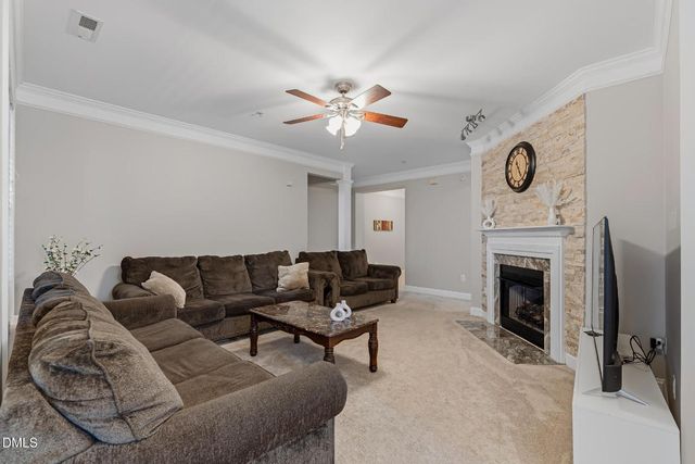 623 Ives Court, Chapel Hill, NC 27514