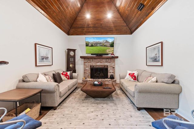 806 Eli Street, Fairhope, AL 36532