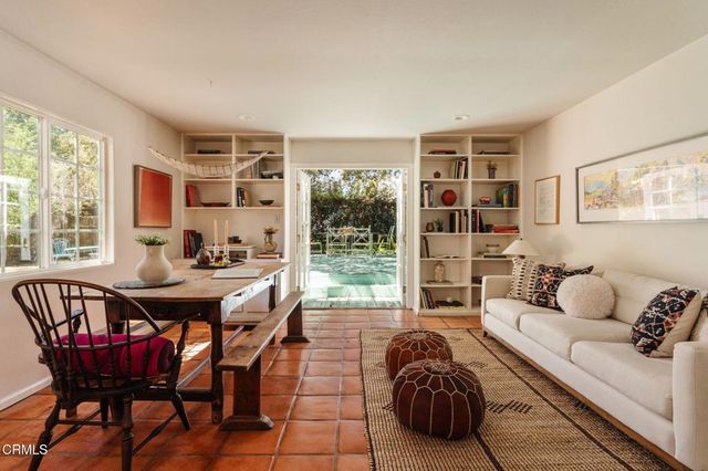 615 S Mentor Avenue, Pasadena, CA 91106