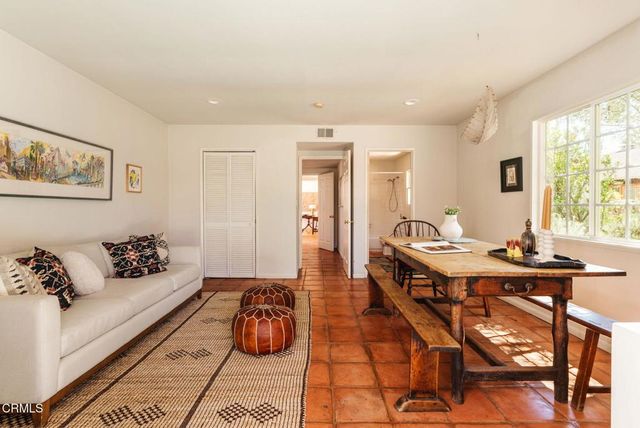 615 S Mentor Avenue, Pasadena, CA 91106