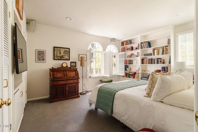 615 S Mentor Avenue, Pasadena, CA 91106