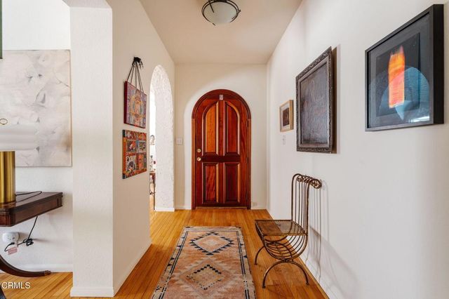 615 S Mentor Avenue, Pasadena, CA 91106