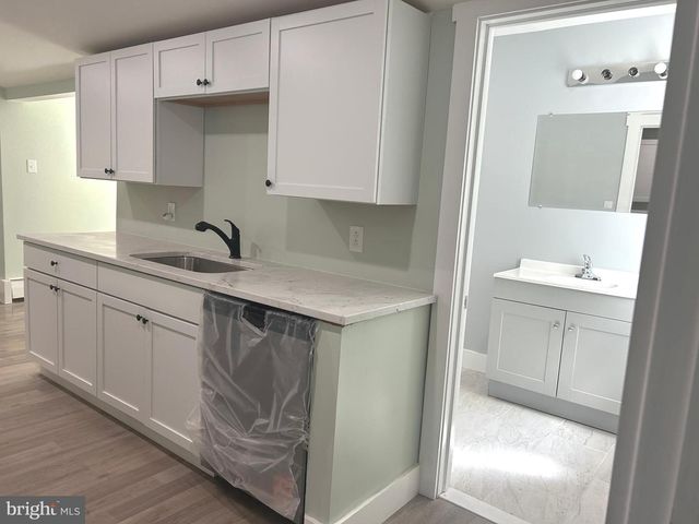 215 FILBERT AVE, Browns Mills, NJ 08015