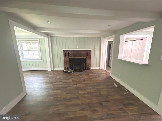 215 FILBERT AVE, Browns Mills, NJ 08015