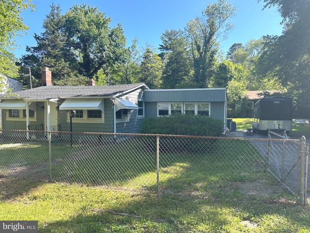215 FILBERT AVE, Browns Mills, NJ 08015