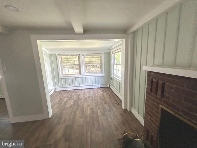215 FILBERT AVE, Browns Mills, NJ 08015