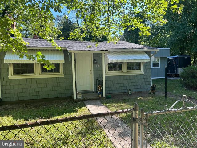215 FILBERT AVE, Browns Mills, NJ 08015