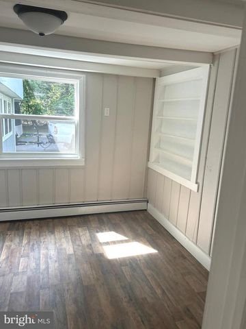 215 FILBERT AVE, Browns Mills, NJ 08015