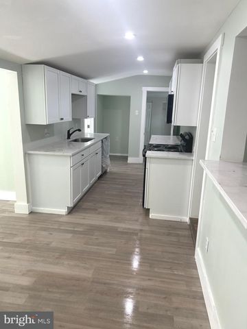 215 FILBERT AVE, Browns Mills, NJ 08015