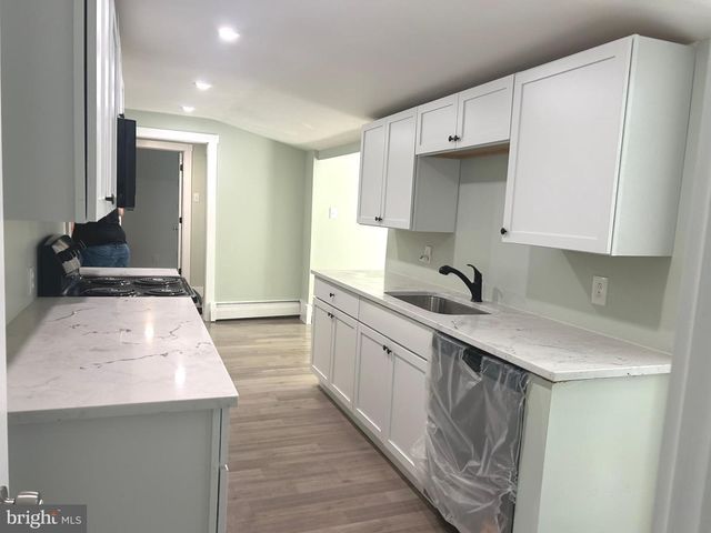215 FILBERT AVE, Browns Mills, NJ 08015