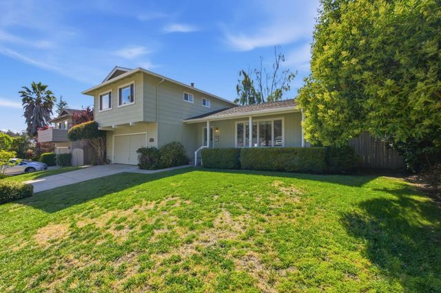 916 Balboa Avenue, Capitola, CA 95010