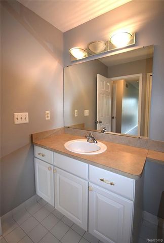 30112 Raintree Circle, Chesterfield, MI 48047