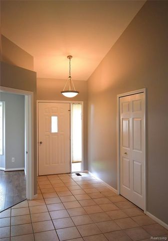 30112 Raintree Circle, Chesterfield, MI 48047