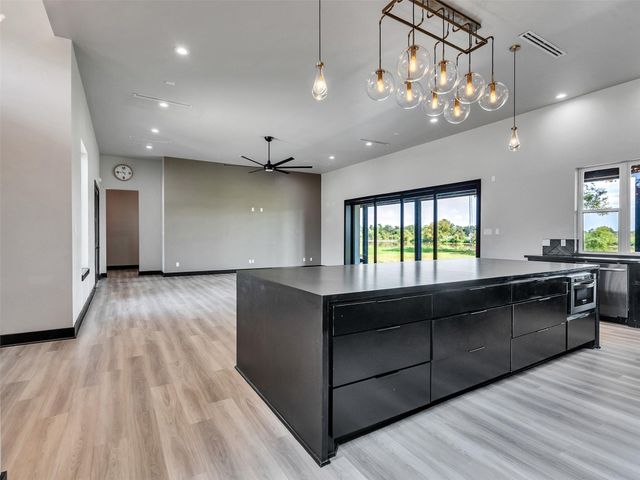 3411 Tankersley Circle, Rosharon, TX 77583