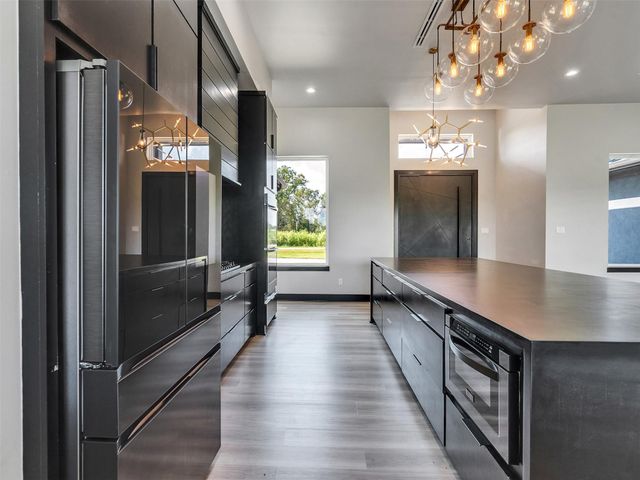 3411 Tankersley Circle, Rosharon, TX 77583