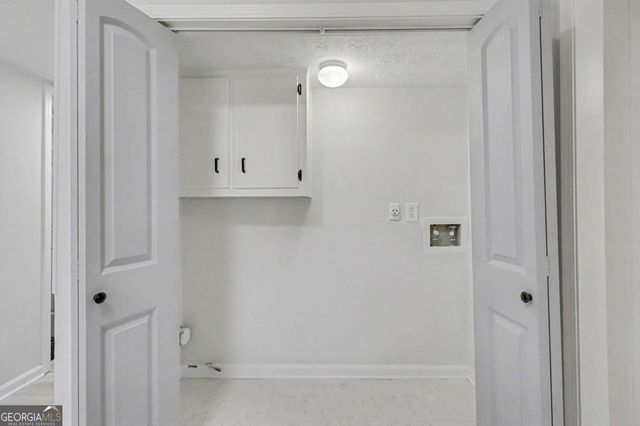 432 Rock Meadow Drive, Stone Mountain, GA 30088