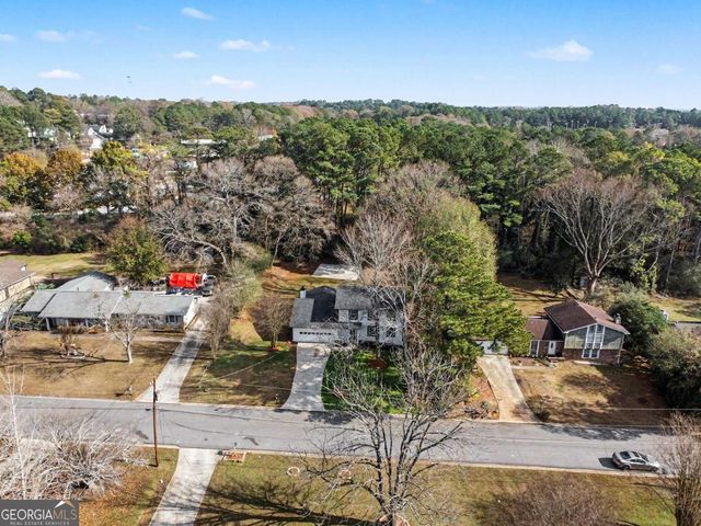 432 Rock Meadow Drive, Stone Mountain, GA 30088