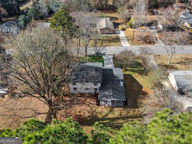 432 Rock Meadow Drive, Stone Mountain, GA 30088