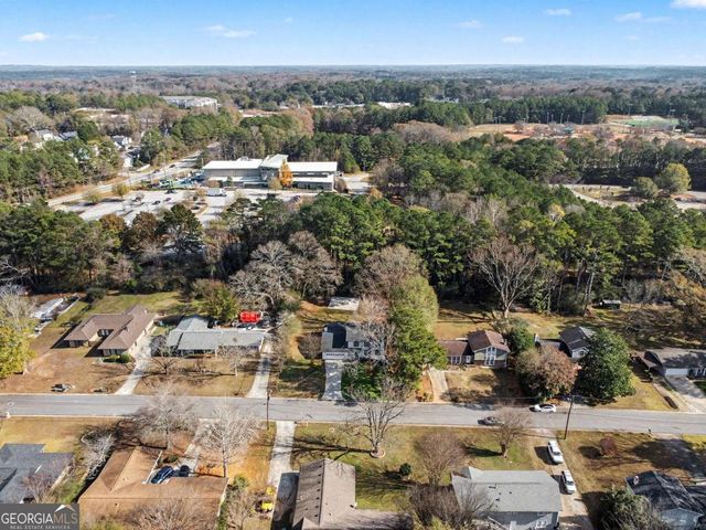 432 Rock Meadow Drive, Stone Mountain, GA 30088