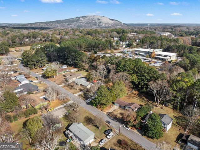 432 Rock Meadow Drive, Stone Mountain, GA 30088