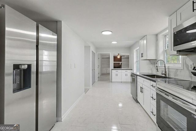 432 Rock Meadow Drive, Stone Mountain, GA 30088