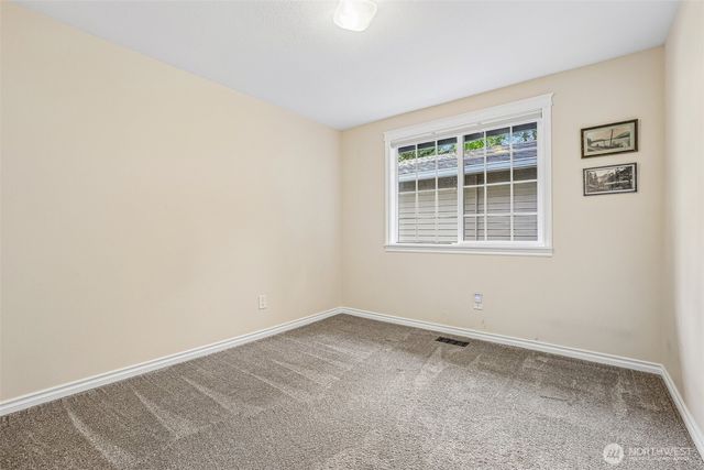 3916 170th Avenue E, Lake Tapps, WA 98391