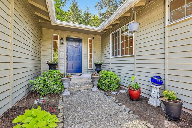3916 170th Avenue E, Lake Tapps, WA 98391