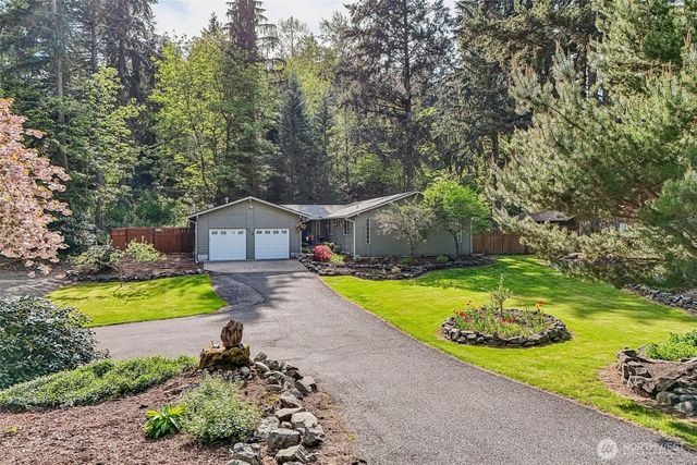 3916 170th Avenue E, Lake Tapps, WA 98391
