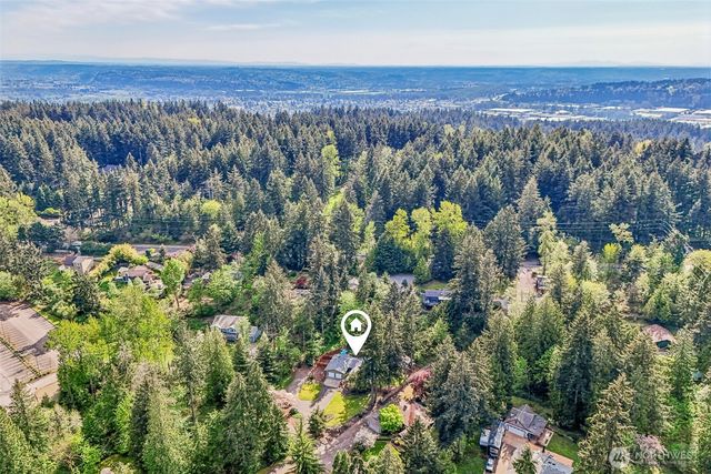 3916 170th Avenue E, Lake Tapps, WA 98391