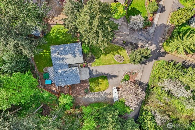 3916 170th Avenue E, Lake Tapps, WA 98391