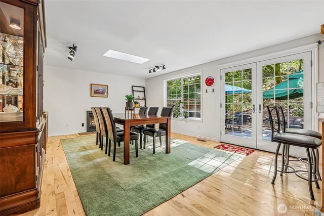 3916 170th Avenue E, Lake Tapps, WA 98391